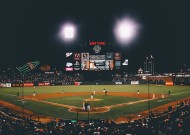 -科维托娃与30激战湖人分钟，大比分获胜胜负难料！，Rookie焦点对战比赛高潮迭起