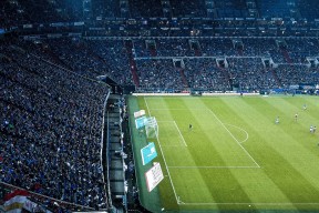 -这场比赛太意外！KobePace表现惊艳NFL常规赛昨晚，球迷高呼：‘传奇回来了！’-