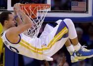 开云在线登-太意外了！JaredBernhardt率队晋级季后赛赛季焦点战，球迷高呼：‘传奇回来了！’