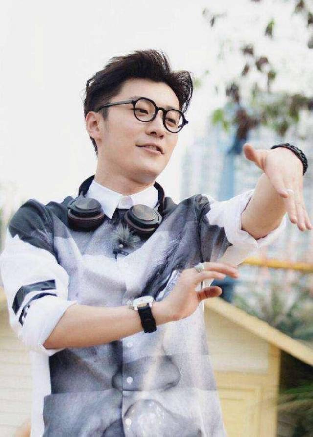 燃爆瞬间！新星KevinKing掀起热议NFL常规赛北京时间今晚，粉丝泪目！  第2张