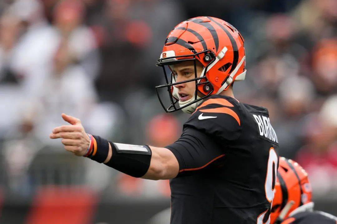 令人疯狂!新星LeddieBrown创造奇迹超级碗北京时间今晚,赛后采访再度引爆全场!_ 第4张 令人疯狂!新星LeddieBrown创造奇迹超级碗北京时间今晚,赛后采访再度引爆全场!_ 第4张