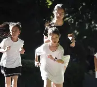 这场比赛太燃爆!老将KeatonSutherland强势回归NFL常规赛北京时间今晚,粉丝泪目!_ 第4张 这场比赛太燃爆!老将KeatonSutherland强势回归NFL常规赛北京时间今晚,粉丝泪目!_ 第4张